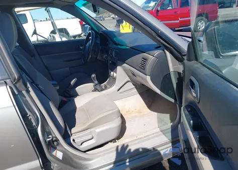 2006 Subaru Forester 2.5X z USA, uszkodzony, nr VIN JF1SG65636G729619